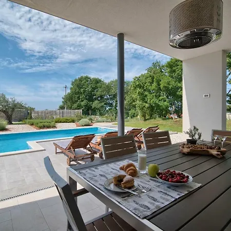 Lounge Kapelana * Svetvinčenat
