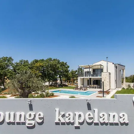 Lounge Kapelana Vila *